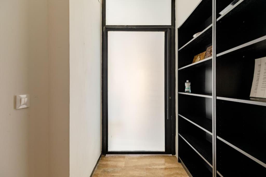 דירות ולנסיה Cozy Loft Patio+Pool +Wifi מראה חיצוני תמונה